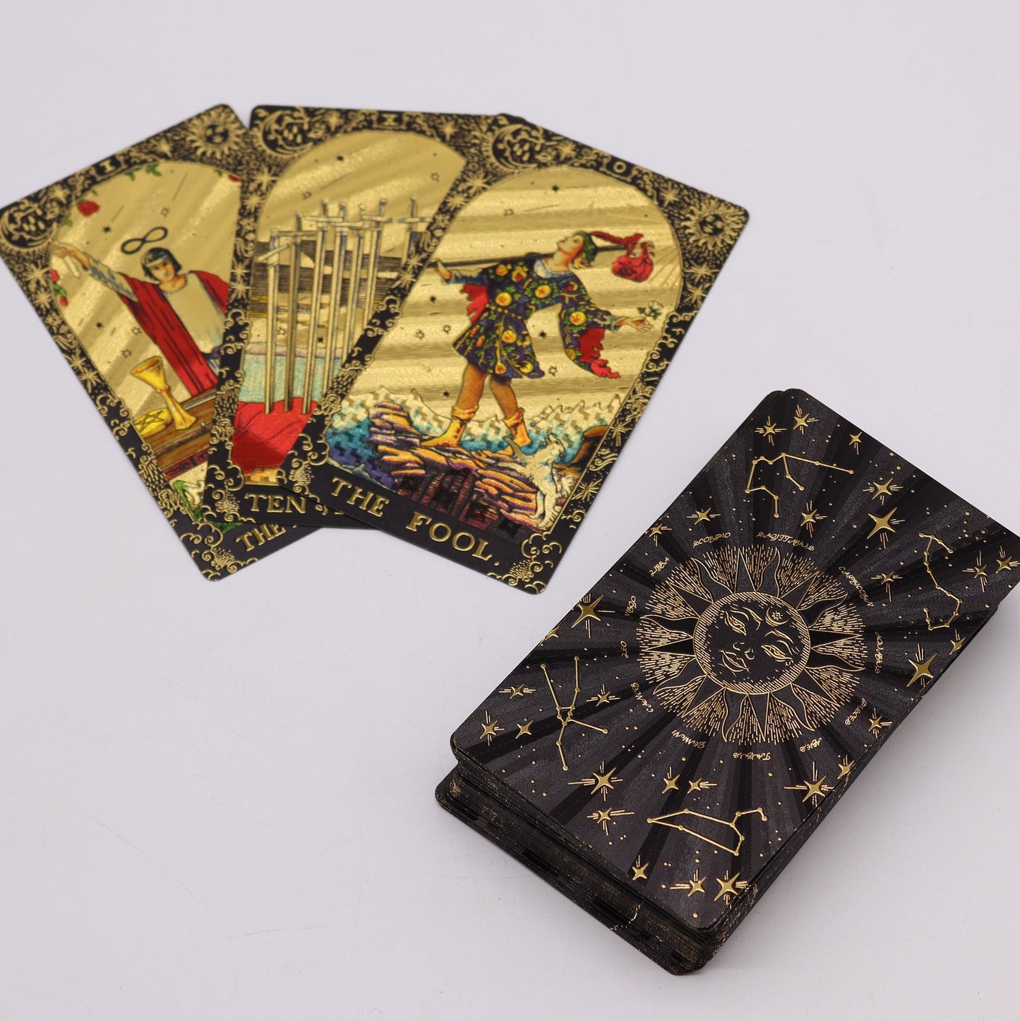 Tarot so zlatou fóliou – Nech mágia začne – darčeková krabička