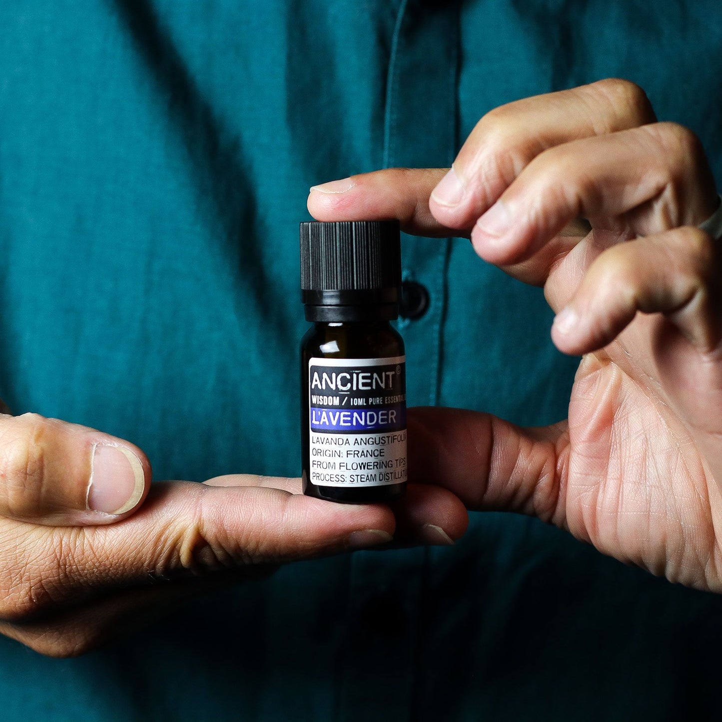 10 ml éterického oleja z levandule