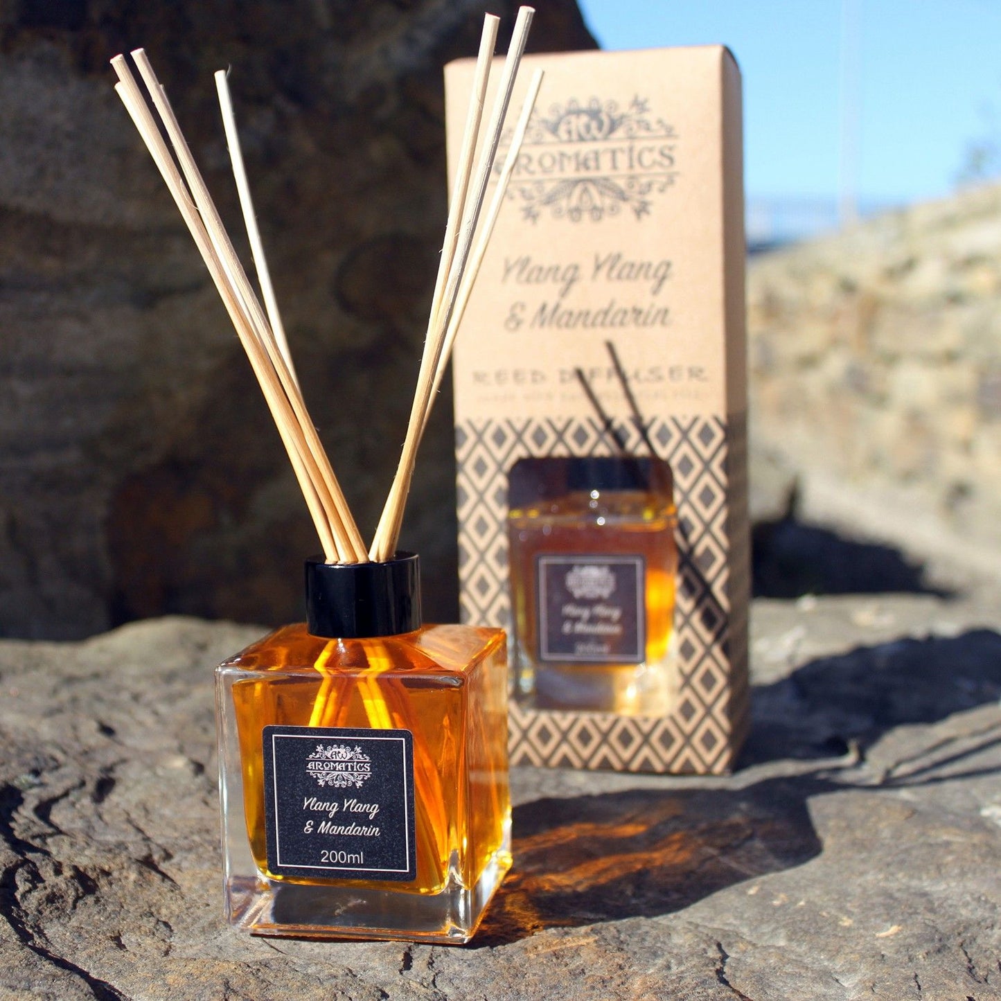Aróma difuzér s esenciálnymi olejmi Ylang-ylang & Mandarinka 200 ml