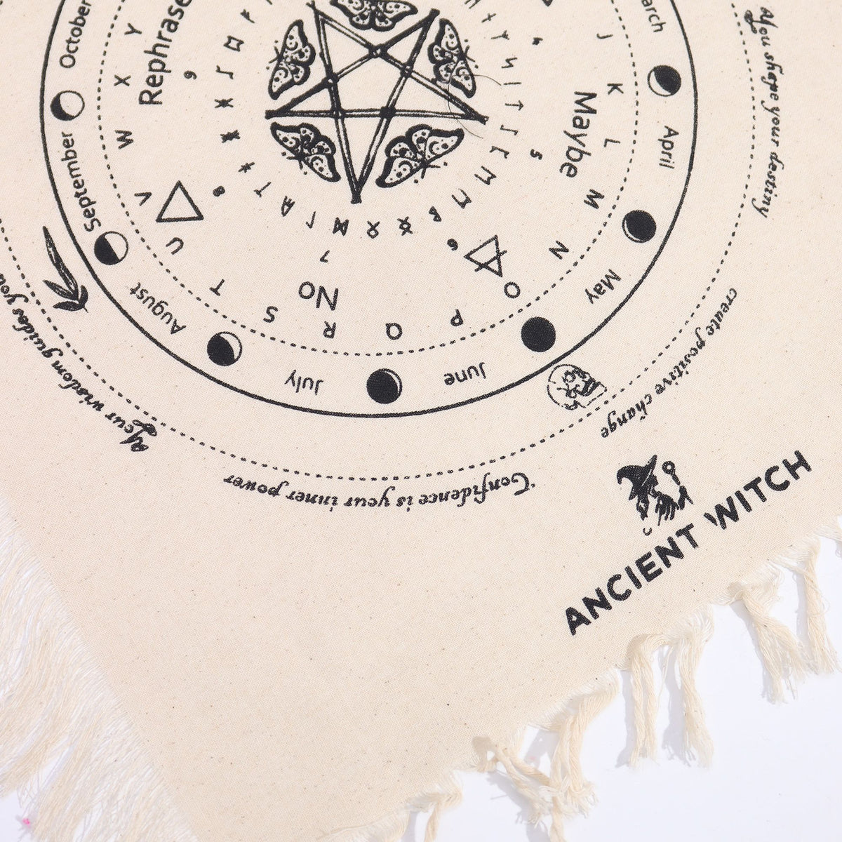 Podložka na kyvadlo Ancient Witch – Moľa · prírodná a čierna