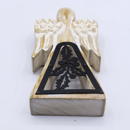 Anjel z Mangového Dreva - Biely Vymývaný s Kovovým Dekorom - 18cm