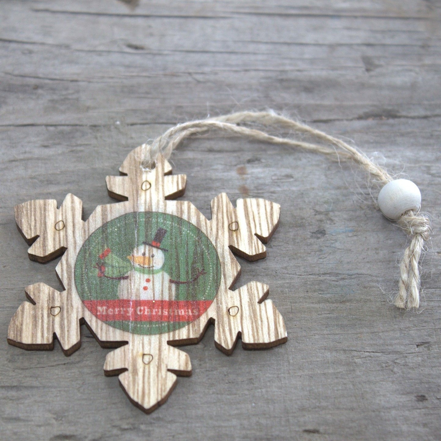 Balenie 2 ks drevená vianočná dekorácia – Vločka &amp; Snehuliak 