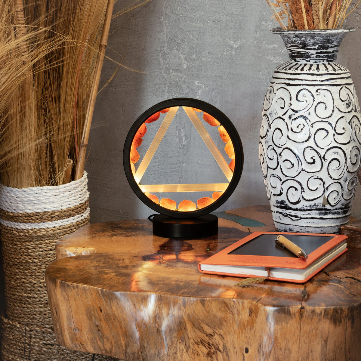 Dekoratívna lampa Halo – karneol a selenit · Oheň