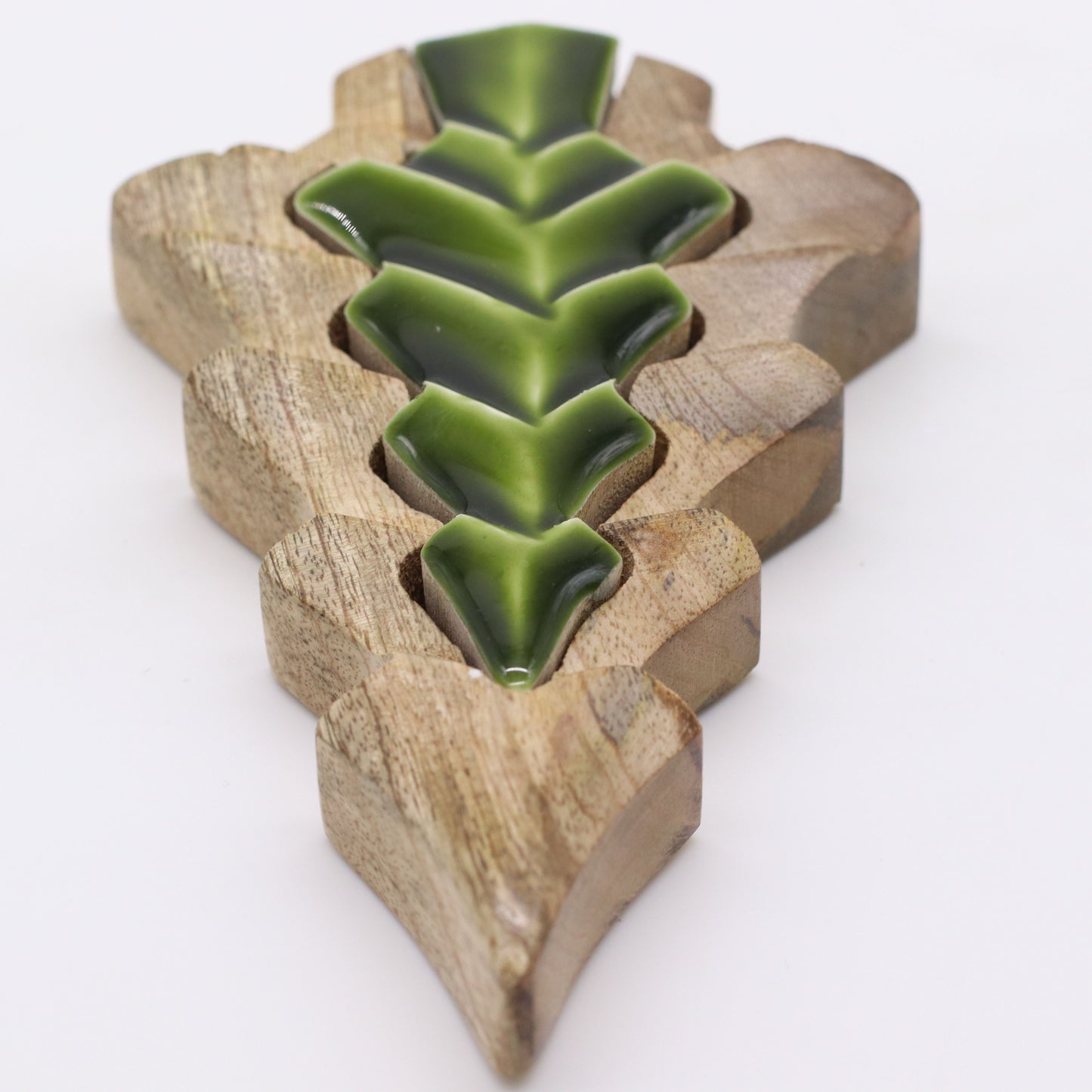 Malý Strom v Strome - Drevená Dekorácia 15x10cm