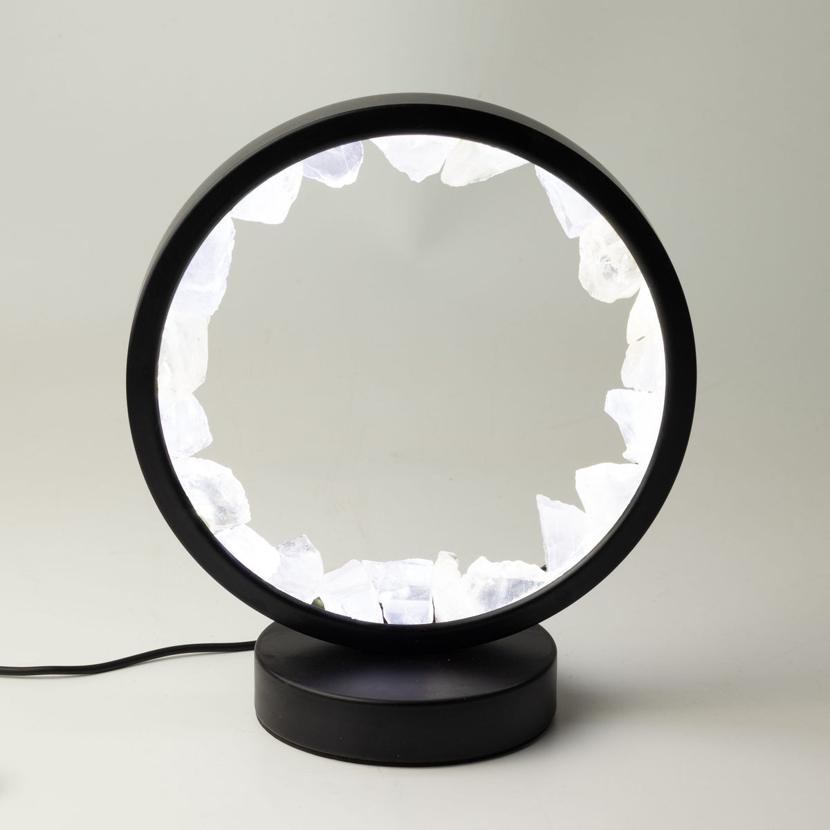 Dekoratívna lampa Halo – kryštál · Zen Mind
