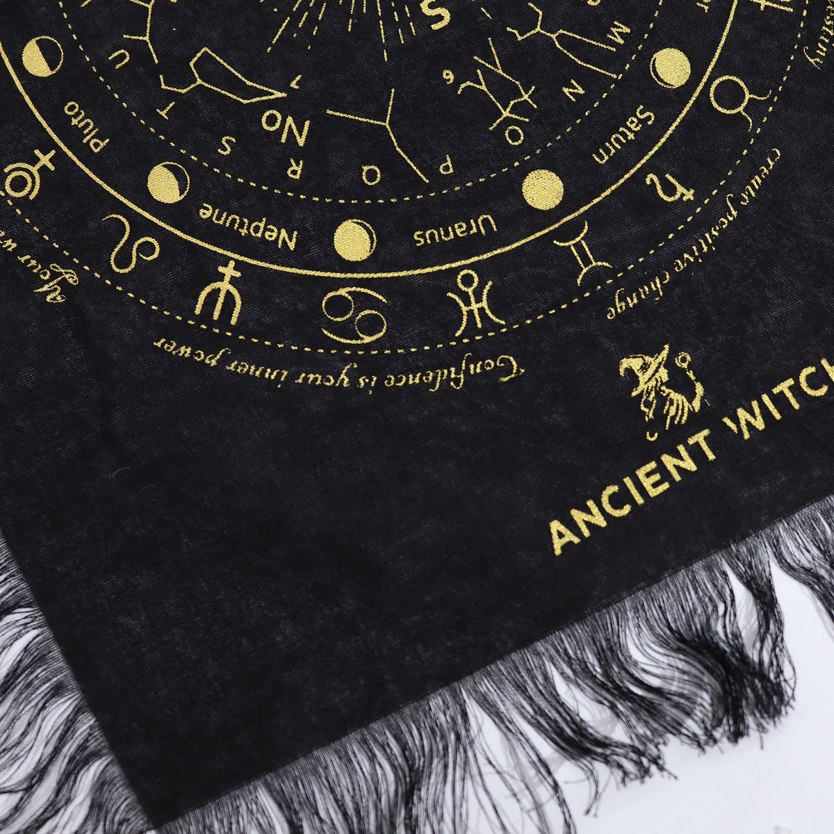 Podložka na kyvadlo Ancient Witch – Oko · čierna a zlatá
