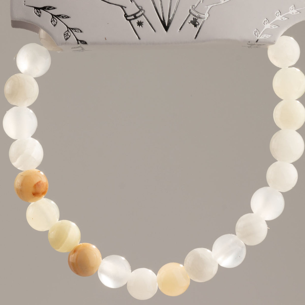 Jemný minerálny náramok Petite – Moon Jade